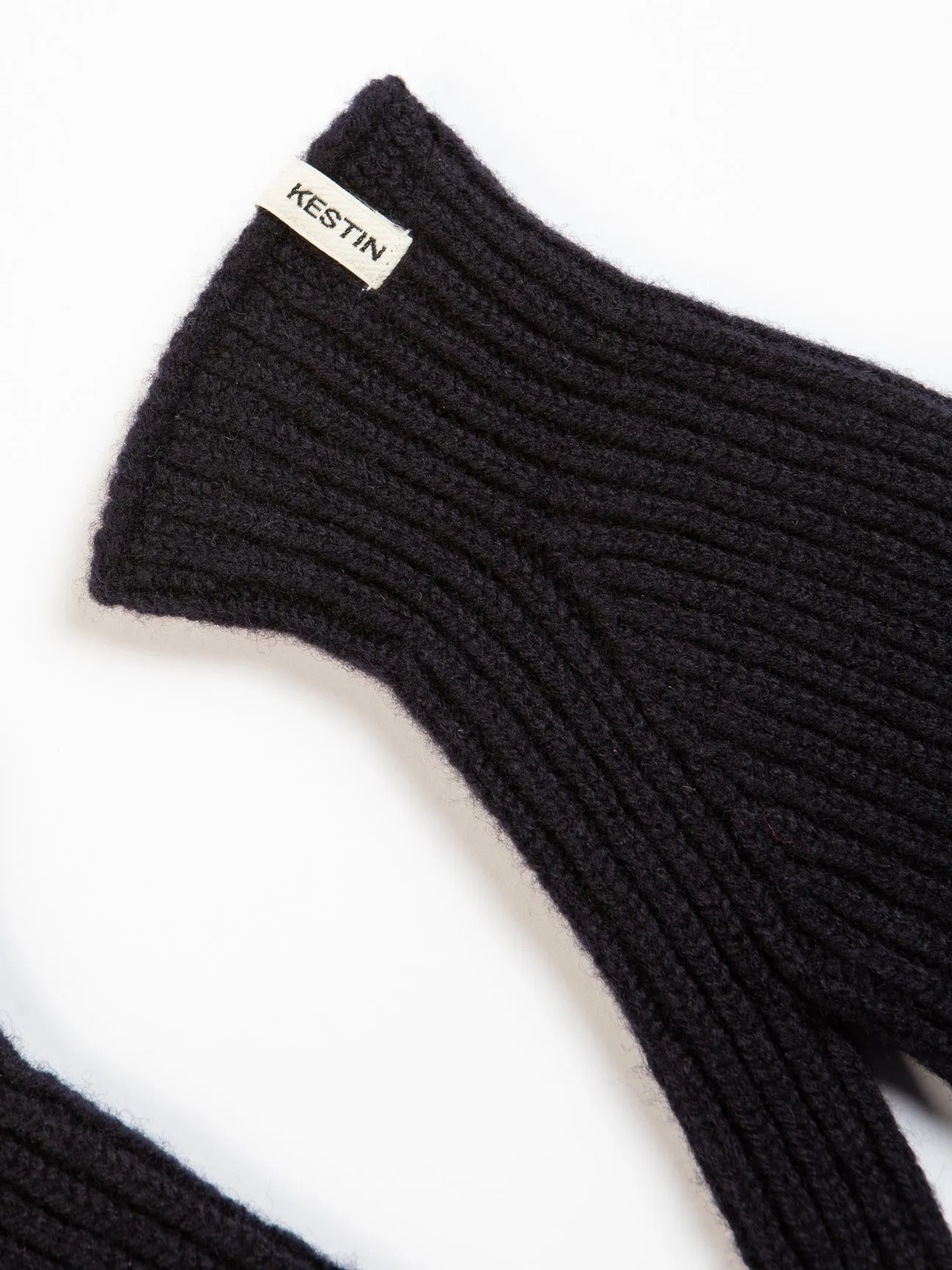 Braemar Gloves in Navy Lambswool