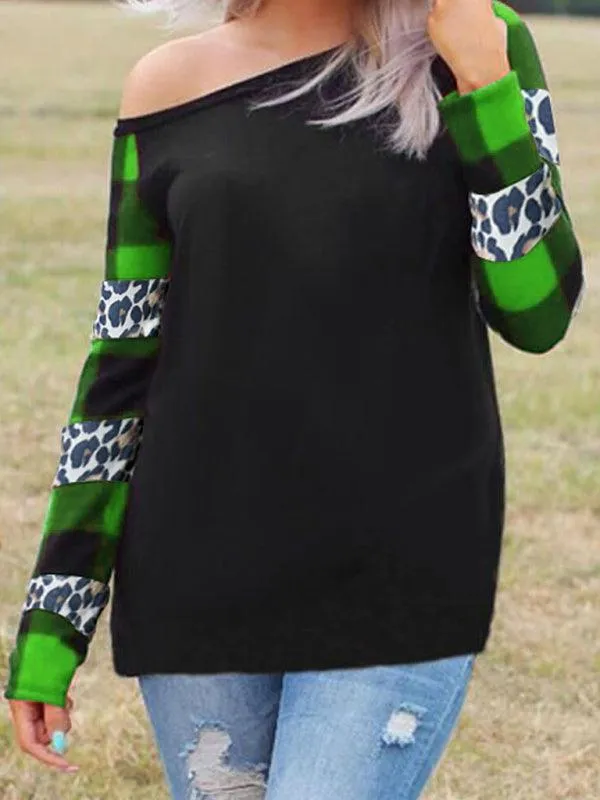 Cozy Customizable Women's Christmas Sweater with Festive Design