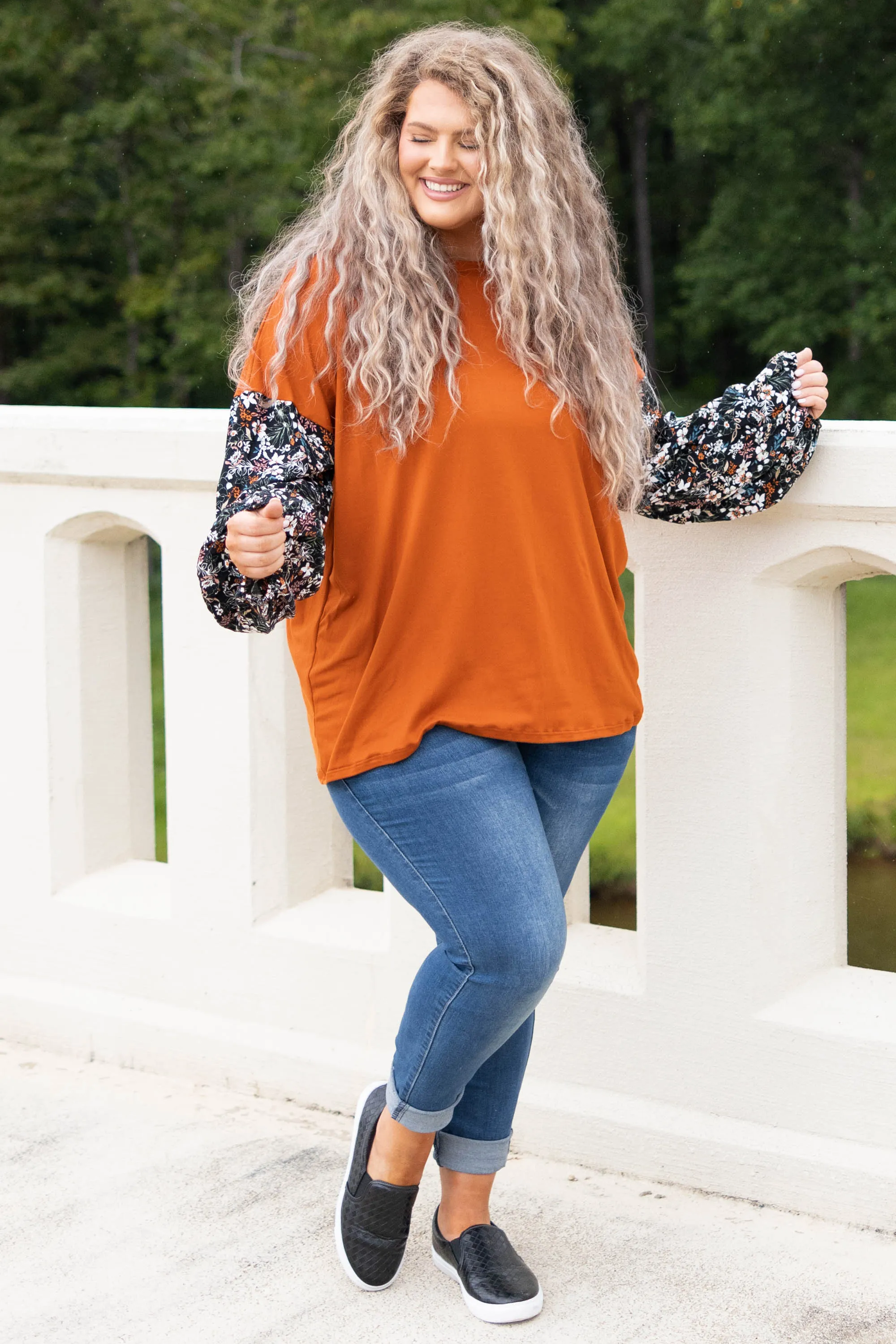 Ditzy Floral Top, Rust/Black