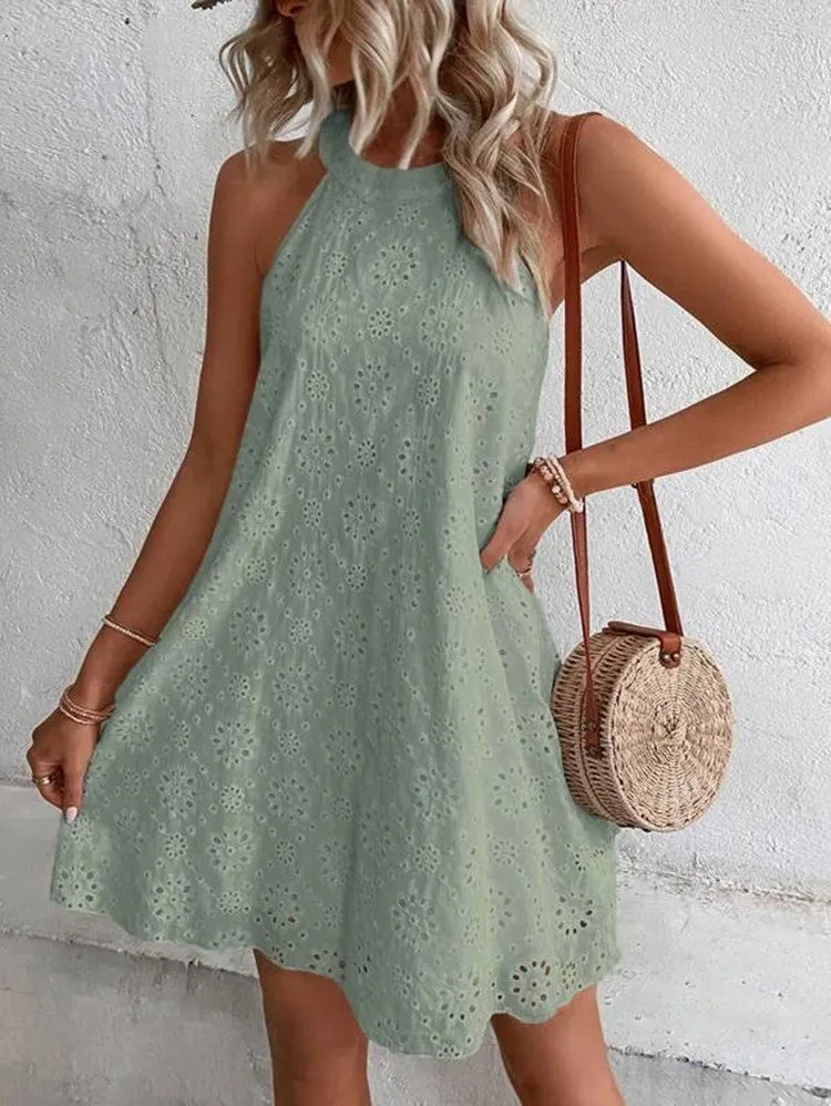 Elegant Sleeveless Sheath Dress