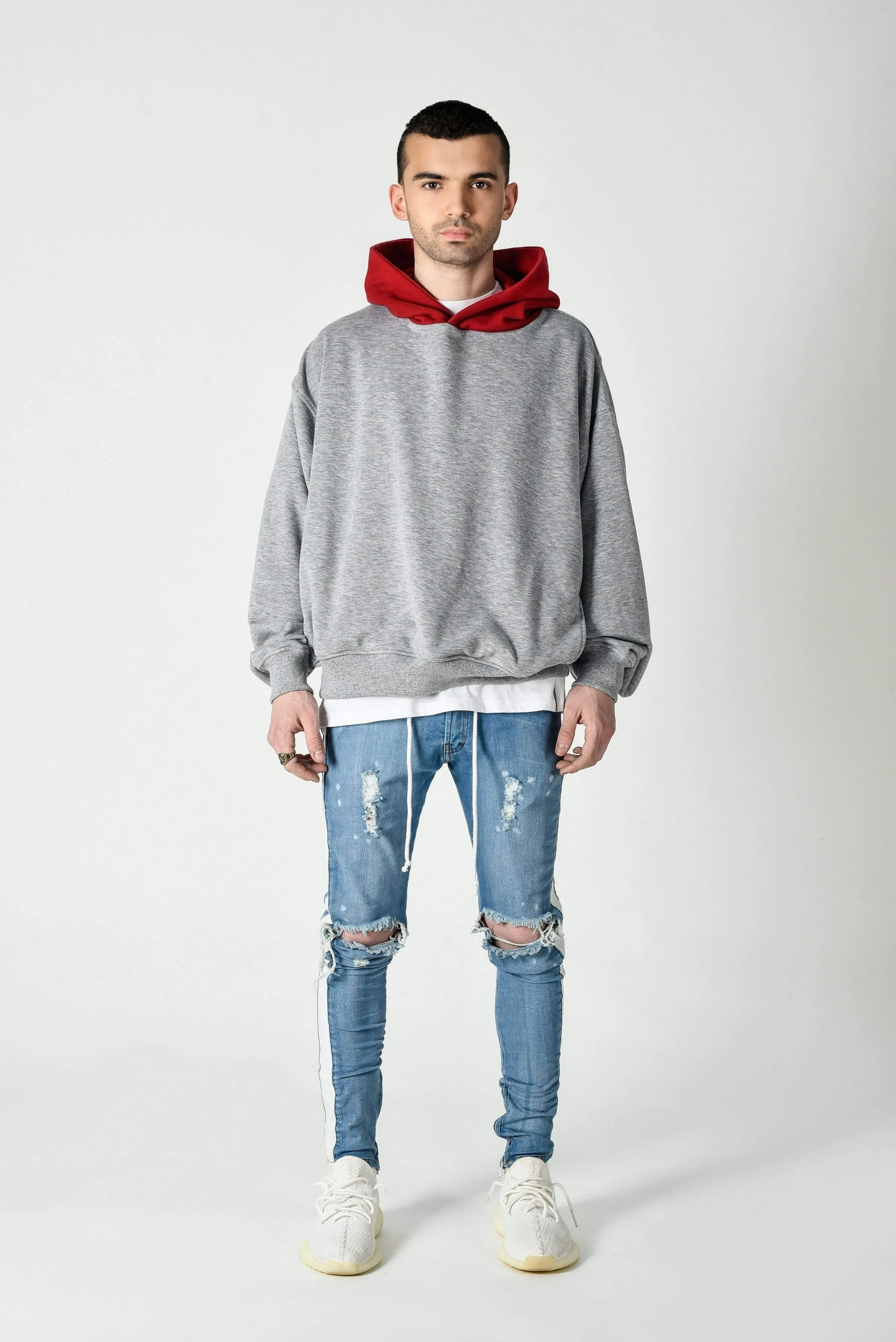 ENE Trendy Men's ripped jeans