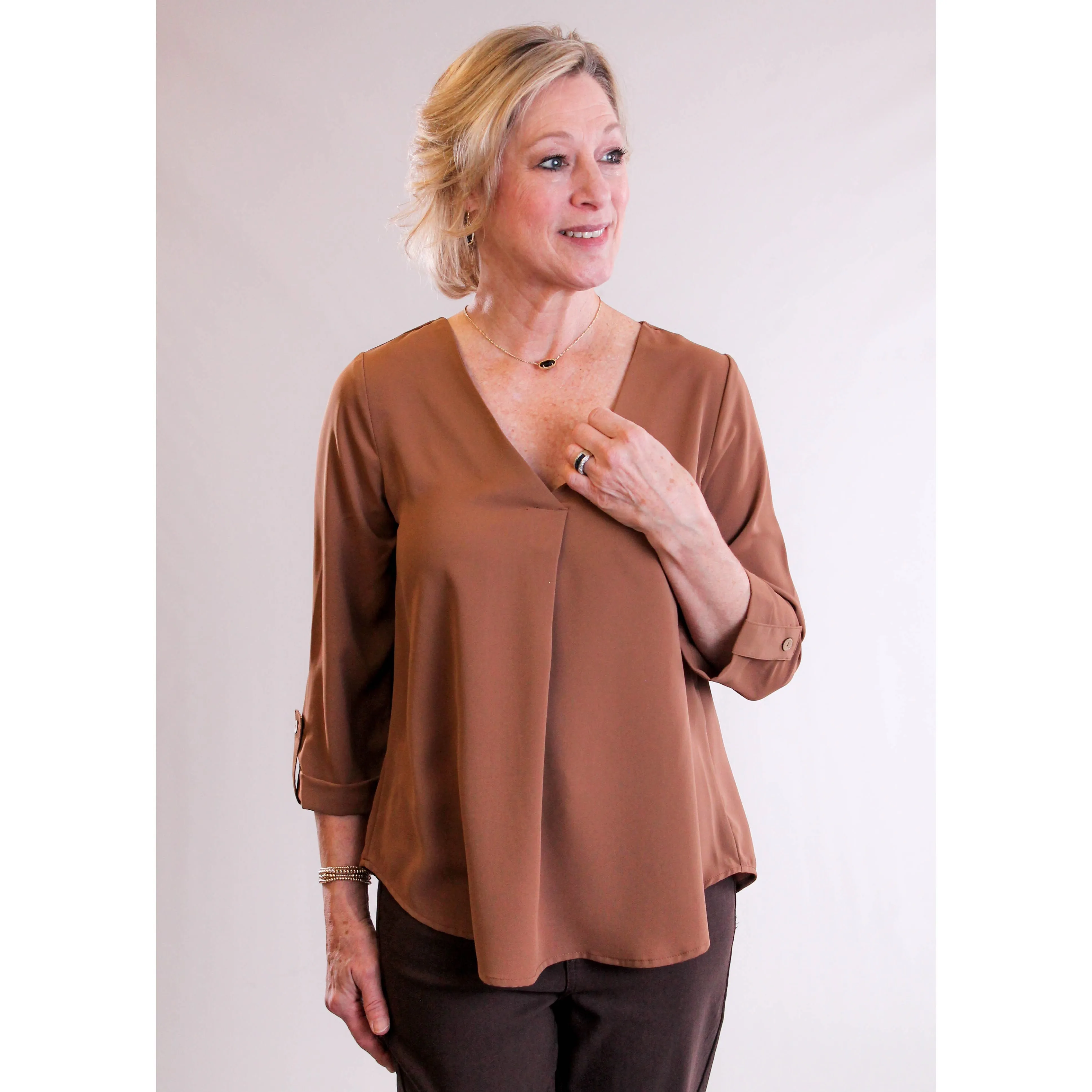 MINE V Neck 3/4 Sleeve Blouse