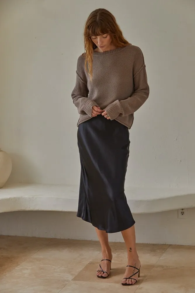 Reverse Hem Sweater in Mocha